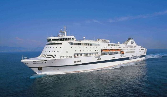 Italiaanse kustwacht redt zieke Marokkaan op veerboot