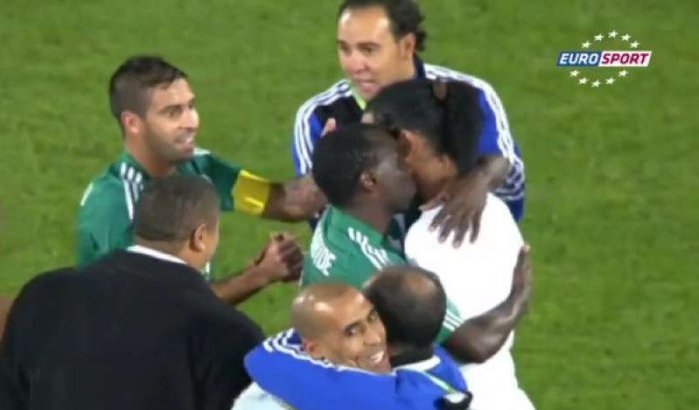 Spelers Raja Casablanca 'troosten' Ronaldinho