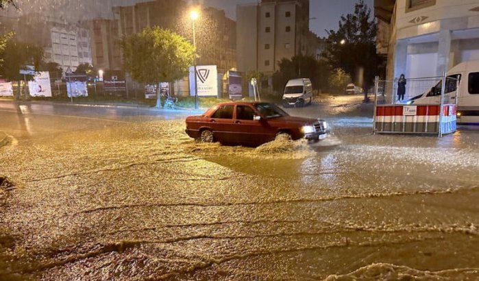 Chaos in Tanger door zware overstromingen (video)