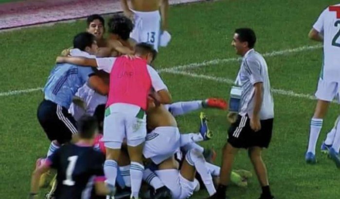 Marokkaanse voetbalbond veroordeelt "barbaarse" aanval op jeugdelftal in Algerije