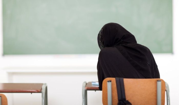 Hoofddoekverbod in Belgische scholen geschrapt na procedurefout 