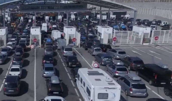 Wereld-Marokkanen, deze dagen zijn te vermijden om naar Europa terug te keren (video)