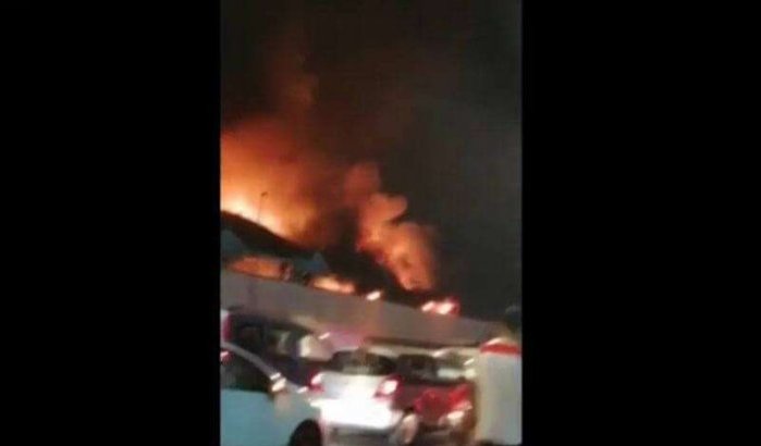 Meerdere bussen in rook opgegaan in Casablanca (video)