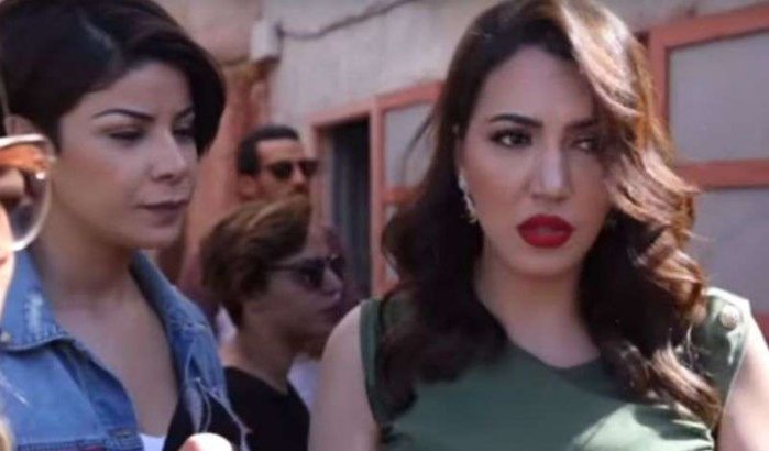 Asmaa Lmnawar geeft kijkje achter schermen Ramadanserie "Hay El Bahja" (video)