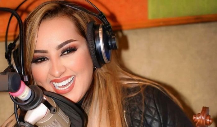 Zina Daoudia verrast fans met nieuwe look (foto)