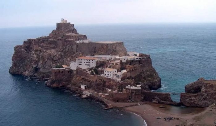 Spanje stuurt troepen naar eilanden voor de kust van Marokko