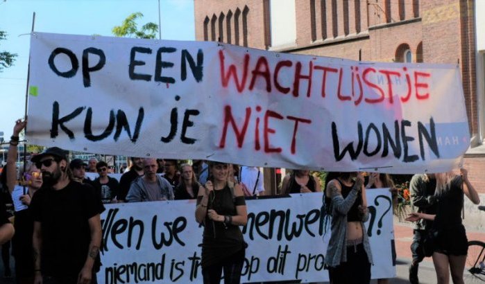 Woningnood Amsterdam: "Ouders gaan maandenlang naar Marokko om rust te krijgen van hun volwassen kinderen"