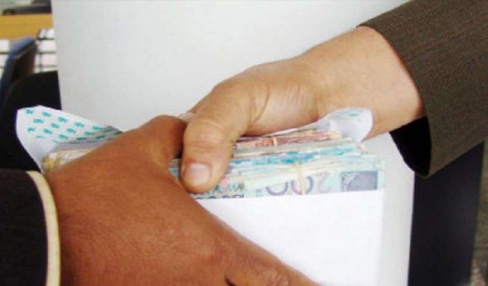Corrupte gemeentevoorzitter betrapt met half miljoen in Marokko