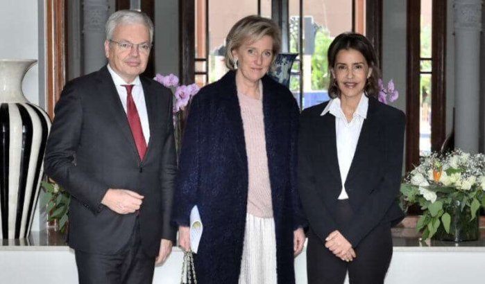 Prinses Lalla Meryem ontmoet Belgische prinses Astrid (foto)
