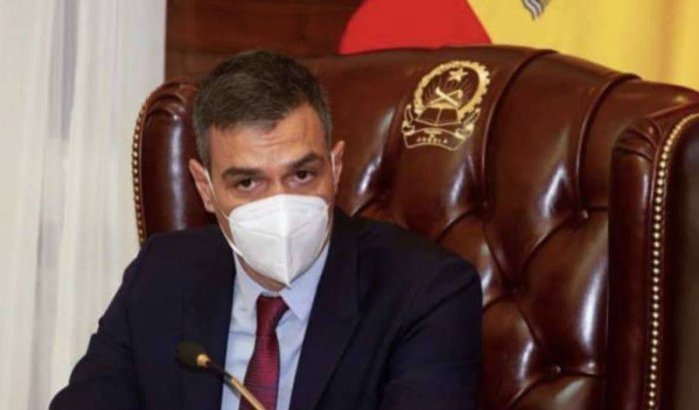 Pedro Sanchez beschuldigd van "onderdanigheid" aan Marokko