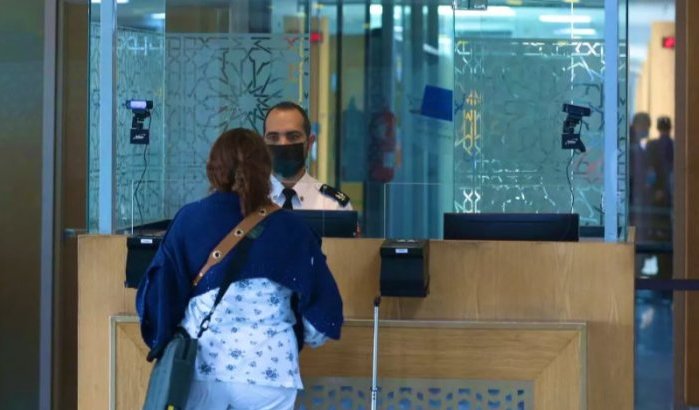 Jong koppel aangehouden voor grote fraudezaak op luchthaven Agadir