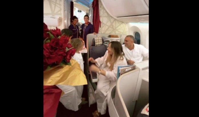 Influencer veroorzaakt schandaal op vlucht Royal Air Maroc