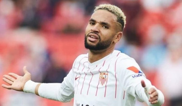 Youssef En-Nesyri uitgejouwd door supporters