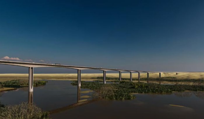 Langste viaduct van Marokko in aanbouw in de Sahara 