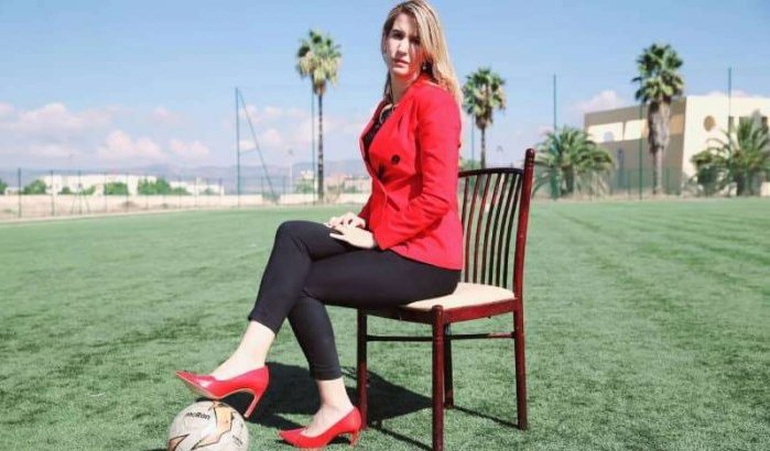 Bouchra Karboubi, scheidsrechter en politieagente, een uitzonderlijke vrouw