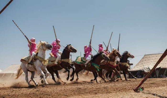 Foto's: vrouwelijke fantasia in Marokko