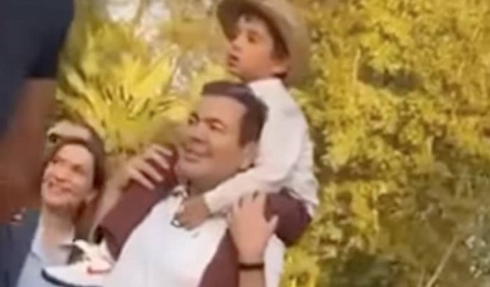 Prins Moulay Rachid met gezinnetje in zoo Rabat (video)