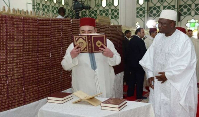 Ivoorkust krijgt auto's en Korans van Koning Mohammed VI