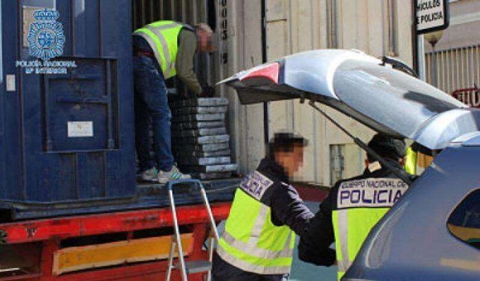 Spanje: vrachtwagen uit Marokko met 1500 kilo hasj onderschept (video)