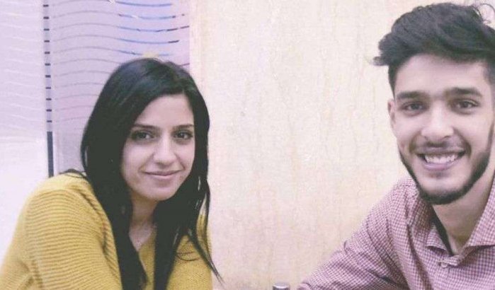 Hirak-activiste Silya Ziani kondigt verloving aan (foto)