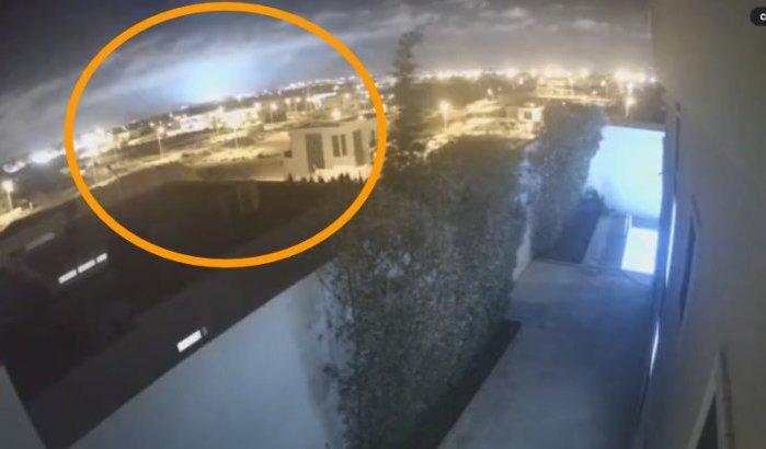 Mysterieuze blauwe lichtflitsen vlak voor aardbeving Marokko (video)