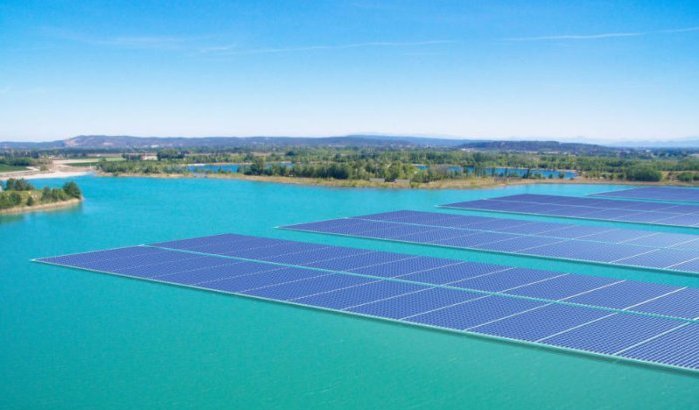 Dam in Tanger krijgt drijvende zonnepanelen
