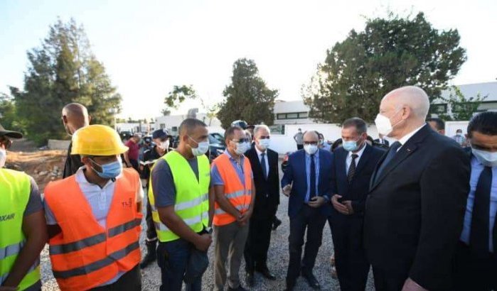 Tunesische president Kais Saied bezoekt Marokkaans veldhospitaal