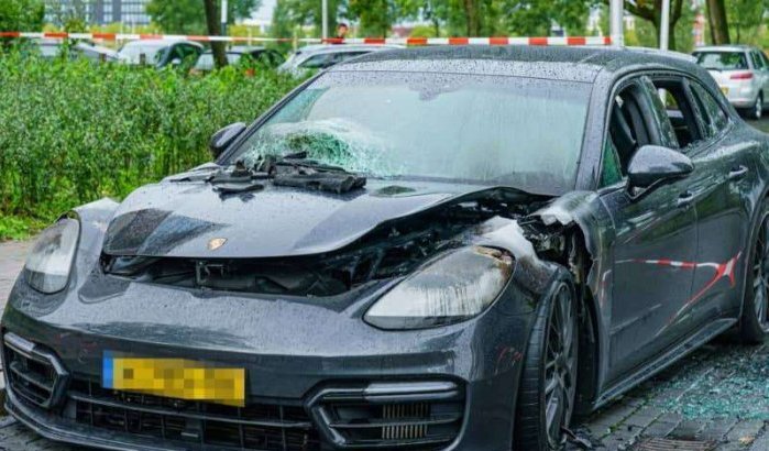 Mo Ihattaren reageert op brandstichting Porsche 