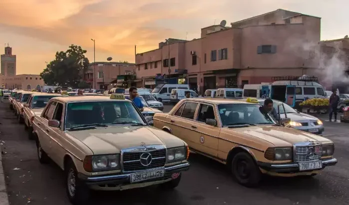 Marokko in oorlog met illegale taxi's