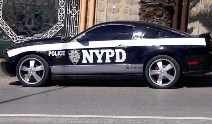 Auto NYPD in Tanger gespot (foto)