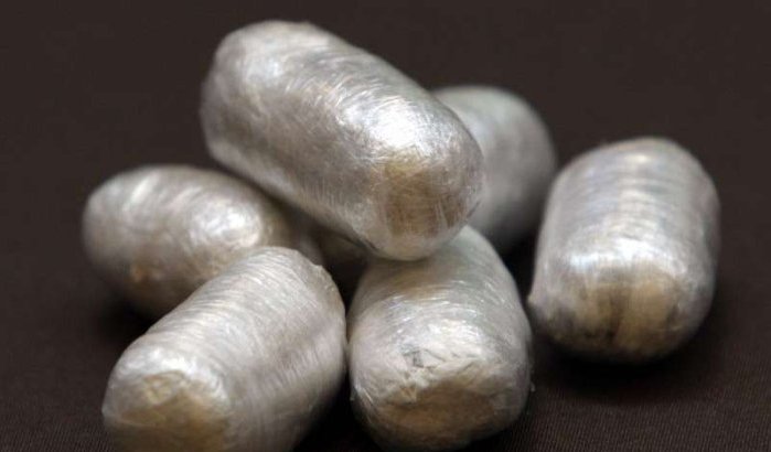 Man neemt boot in Nador met 256 bolletjes hasj in maag