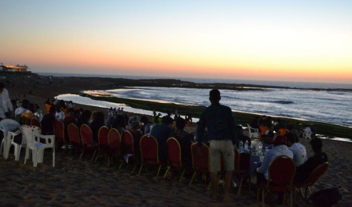 Ramadan: "iftar camping" in trek, mooi winst voor zakenlieden