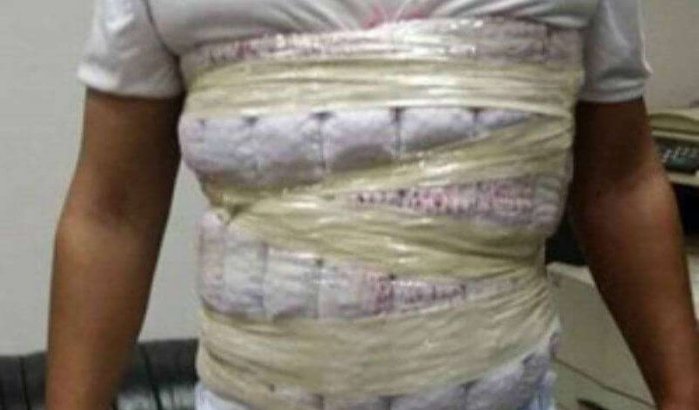Man met drugsgordel betrapt bij grens Sebta