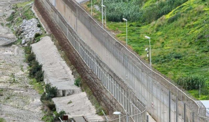 Spaanse extreemrechtse partij wil muur tussen Marokko en Sebta