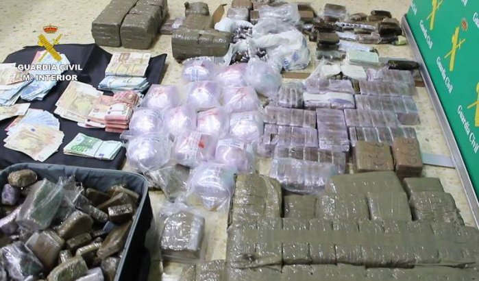 Politie onderschept 850 kilo hasj uit Marokko in Tarifa