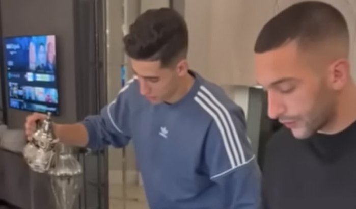 Hakim Ziyech en Nayef Aguerd, wie maakt de beste Marokkaanse thee? (video)