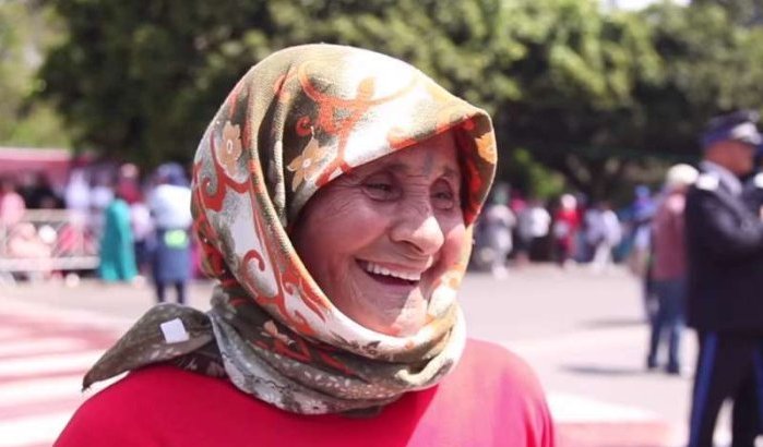 Bejaarde Marokkaanse loopt vrouwenrace Rabat