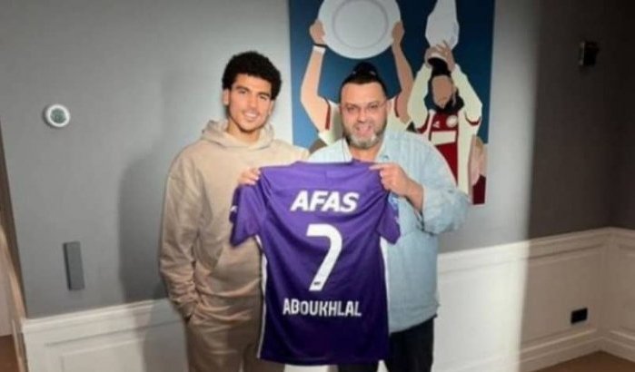 Zakaria Aboukhlal bezoekt de familie van Abdelhak Nouri