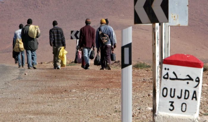 Algerije betaalt migranten om naar Marokko te gaan 
