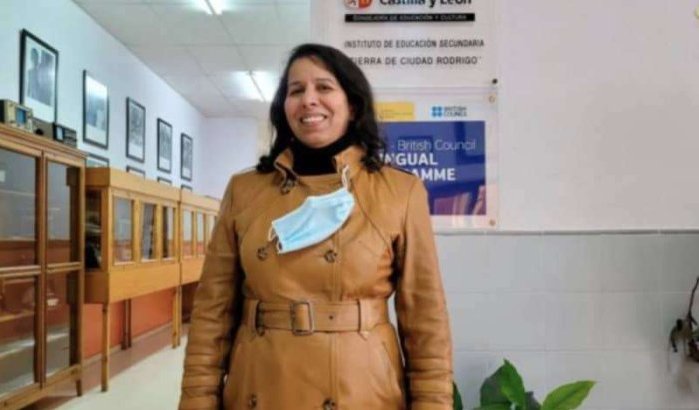 Malika Talaa (50) uitmuntende studente in Spanje
