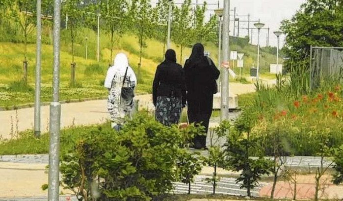 Een op drie Nederlandse jongens negatief over moslims