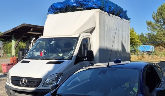Busje op weg naar Marokko had zeven ton aan bagage!