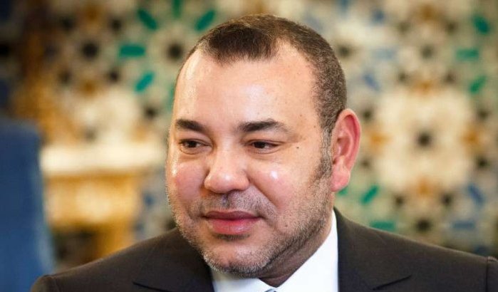 Koning Mohammed VI rust uit in Frankrijk