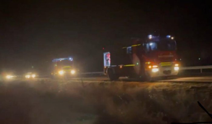 Bejaard Marokkaans koppel op weg naar Marokko komt om bij vreselijk verkeersongeval