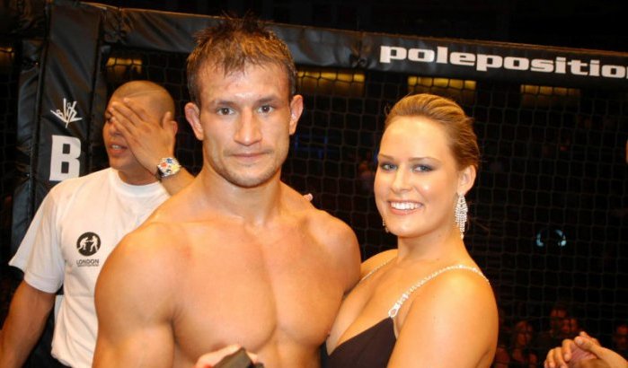 Brits-Marokkaanse MMA-vechter Lee Murray "bij volmacht veroordeeld"