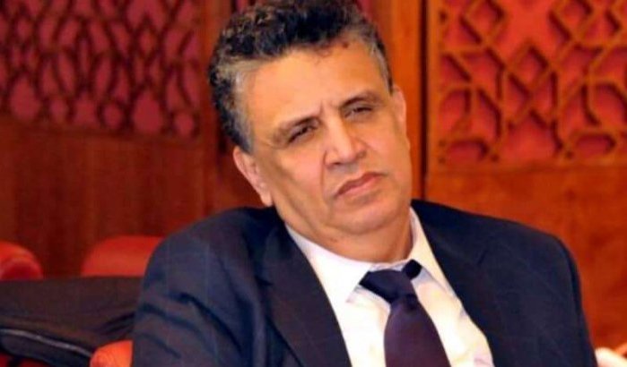 Marokkaanse minister van Justitie onder vuur door zoon (video)