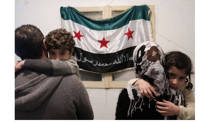 Algerije laat Syrische vluchtelingen achter aan grens met Marokko