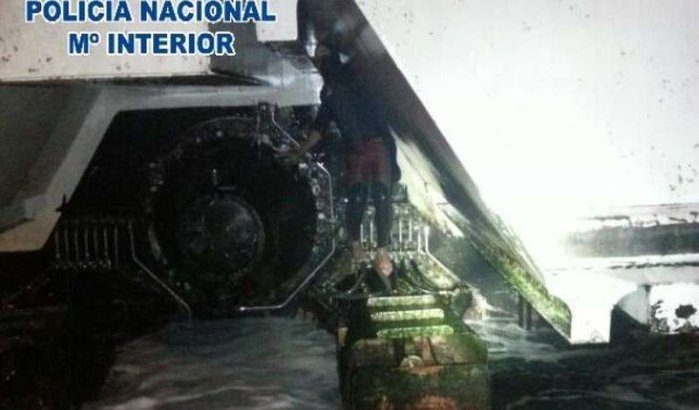 Illegale Marokkaan verstopt zich bij motor veerboot