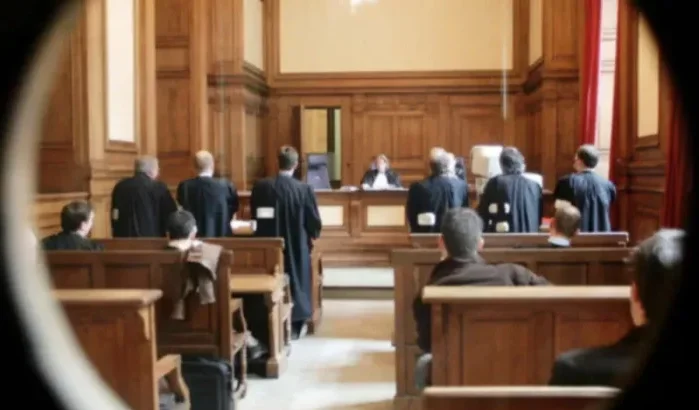 Jonge Marokkaan tussen leven en dood na zelfmoordpoging in Brussel