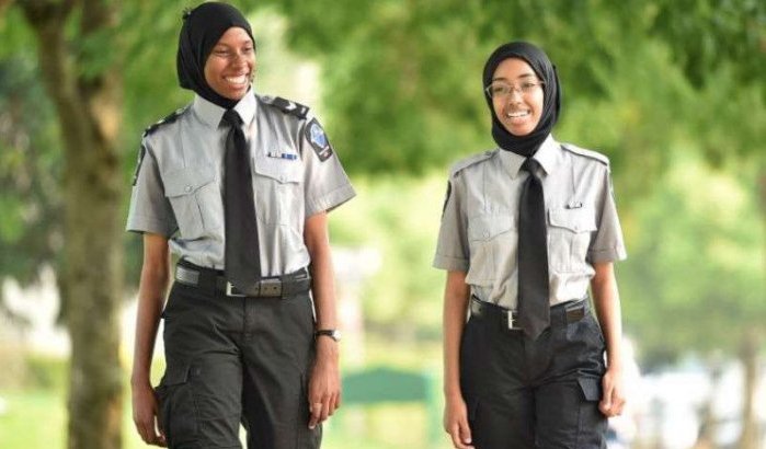 Aminah en Samira, eerste politierekruten met hoofddoek in Vancouver
